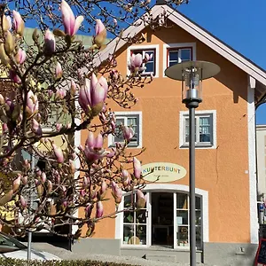Ferienwohnung Kunterbunt Apartment